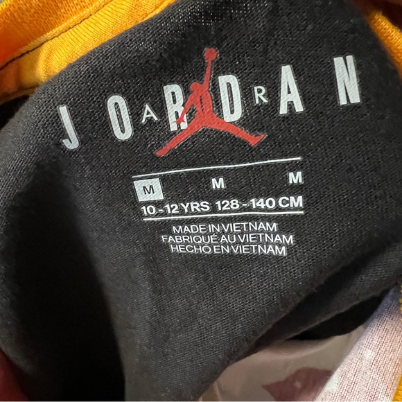Air Jordan GIRLS Shirt Size M - Picture 3 of 5
